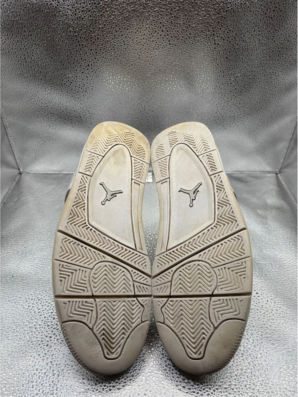 Air Jordan 4 pure money